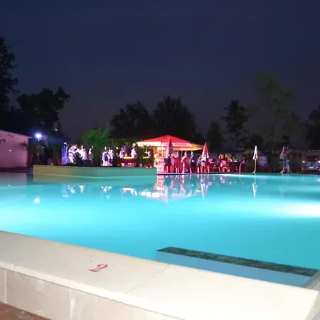 Campingplatz Italia *